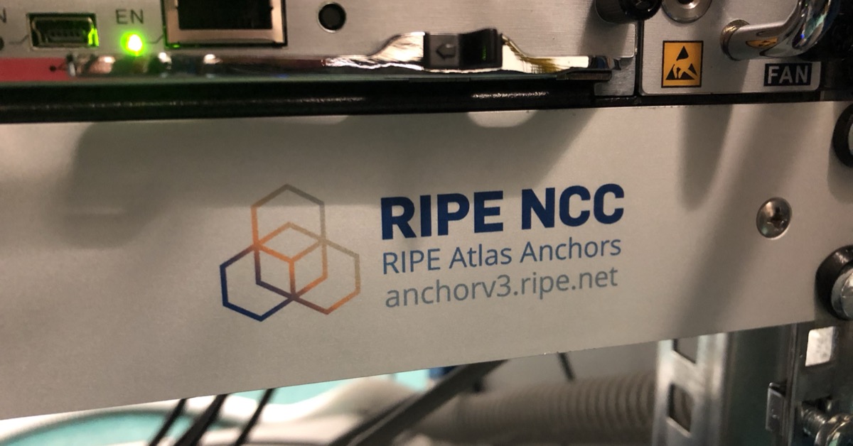 1000 third parties could have stolen RIPE NCC session tokens - by design